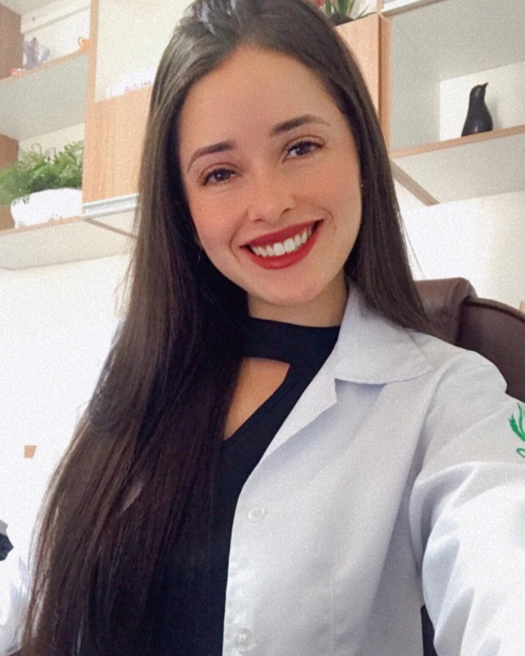 Nutricionista Camila Rodrigues